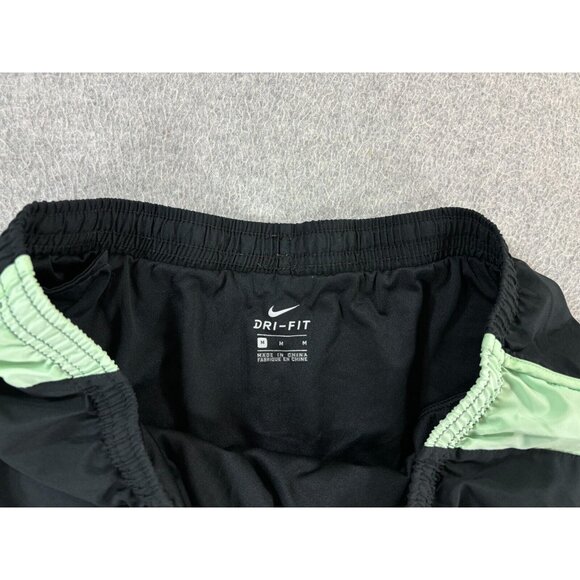 Nike Dri Fit Lined TEMPO Light Weight Running Shorts (Women's Medium) Black - 3" - Picture 3 of 9